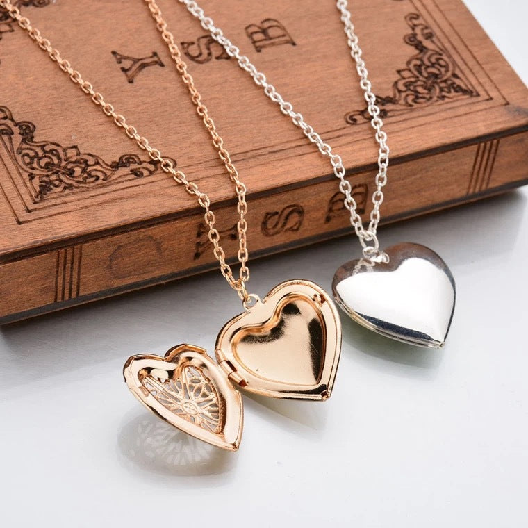 Dark Soul Heart Shape Alloy Pendant Necklace for Women